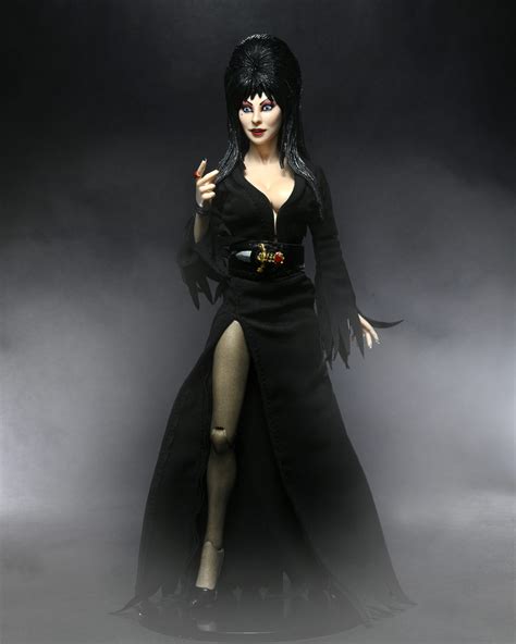 elvira mistress of the dark 8″ clothed action figure elvira