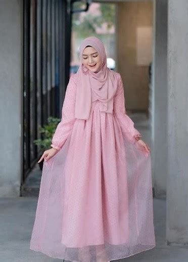 75 inspirasi perpaduan warna pakaian wanita hijab