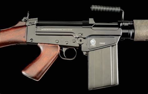 lot detail  attractive fn herstal fn fal machine gun  manufactured   congo curio