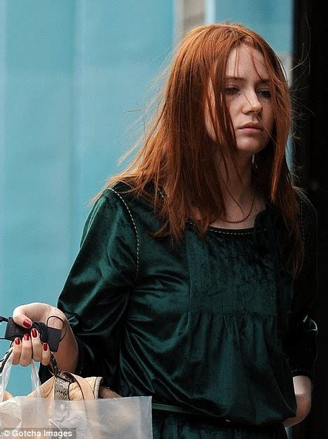 1 doctor who star karen gillan has a bad hair and dress day