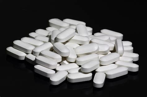 file mg calcium supplements  vitamin djpg wikimedia commons