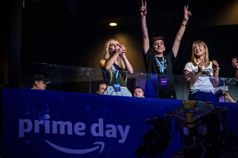 amazon twitch team   give prime members   games