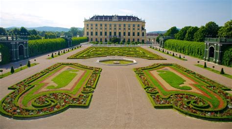 schoenbrunn palace  vienna expediacoin