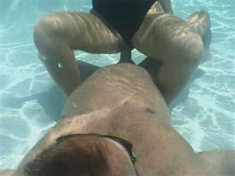 sex in the pool