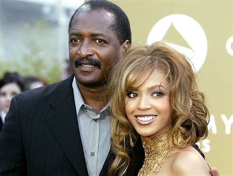 beyonce s dad matthew knowles facing paternity scandal by pregnant