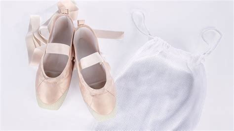 P Rouette Is A 3d Printed Ballet Shoe Designed To Reduce Pain Felt By