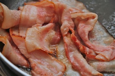 woman turns  attributes longevity  bacon scientists disagree