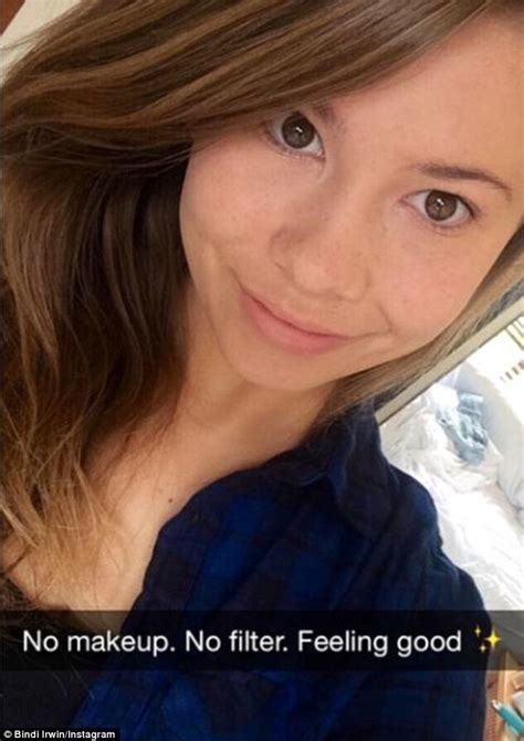 bindi iriwin posts make up free selfie to inspire teens daily mail online