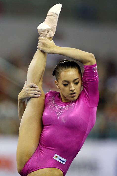 Pin By Aytekin Uçar On Linda Gymnastics Girls Female Athletes