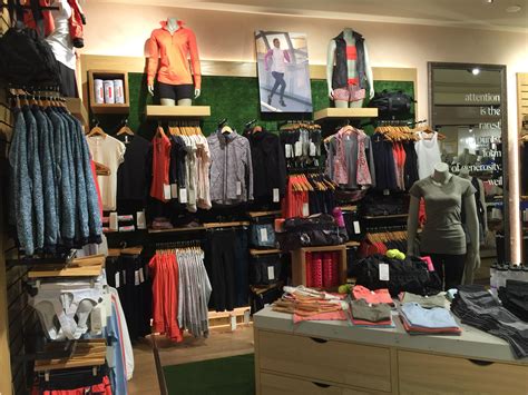 lululemon athletica emporium store melbourne australia