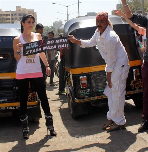 Sunny Leone Goes For An Auto Ride Entertainment Gallery News The