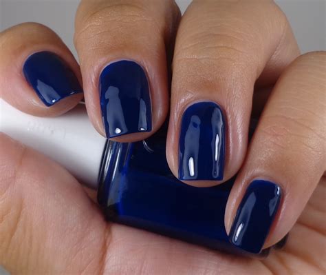 essie dress  kilt collection fall   life  lacquer