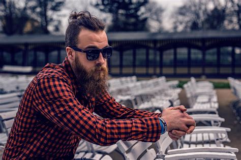 hipster upset  photo    claim  hipsters  alike discovers photo