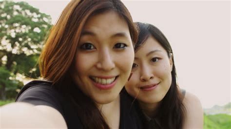 vidéos et rushes de japanese lesbian getty images