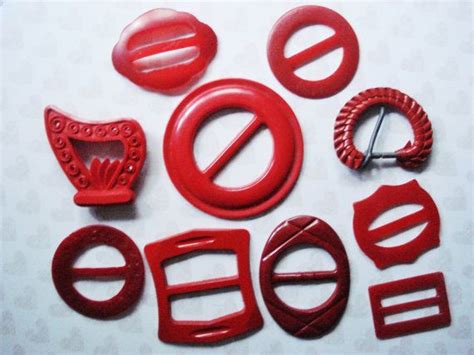 vintage buckles  assorted red belt buckles red plastic etsy red