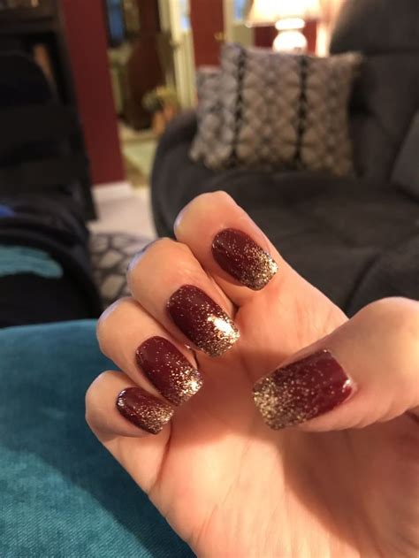 Cranberry And Gold Sparkle Ombré Nails For Fall Ombre Nail Colors