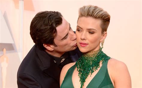 oscars 2015 john travolta s kiss sums up sexism in hollywood telegraph