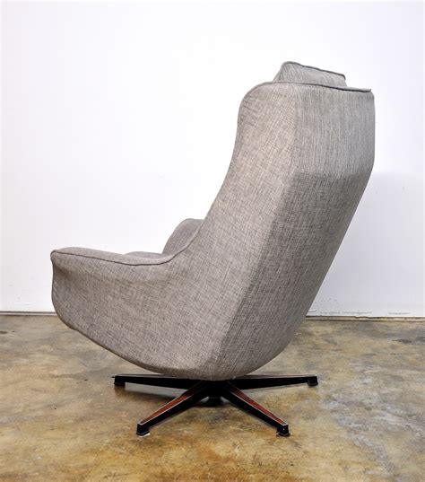 select modern mid century swivel lounge chair