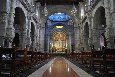 Catedral De Mérida Interior De La Basílica Menor
