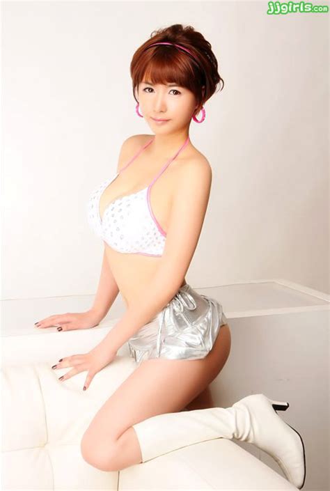 thumbnow korean babe busty korean 韓国娘の画像 erotic photo 68