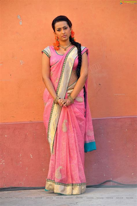 sexy hips in saree page 1597 xossip