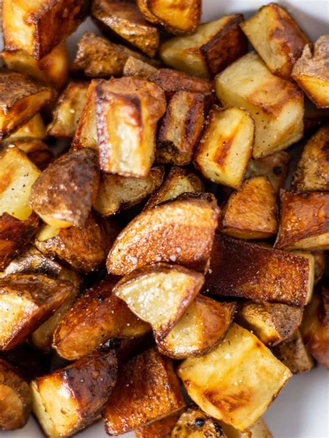 roasted potatoes  garlic  rosemary holmes cooks