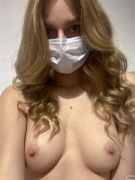 Quarantined Babe With Perfect Tits For Zishy Erotic Beauties