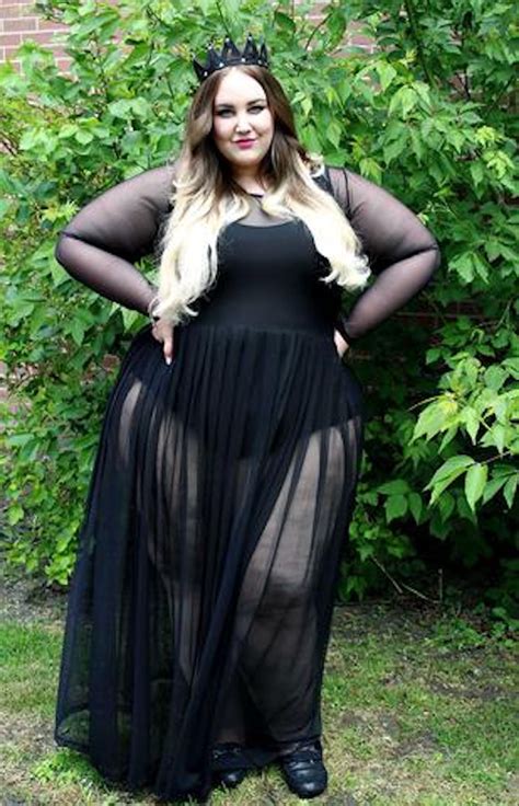 13 plus size black clothes for gothic warm weather glam — photos