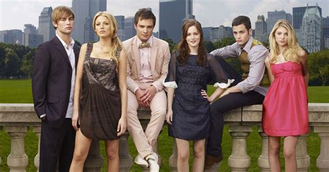 gossip girl had to cut a scene that involved sex toys teen vogue