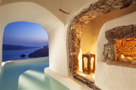 Not Sure Where To Stay In Santorini Check These 10 Stunning Hotels