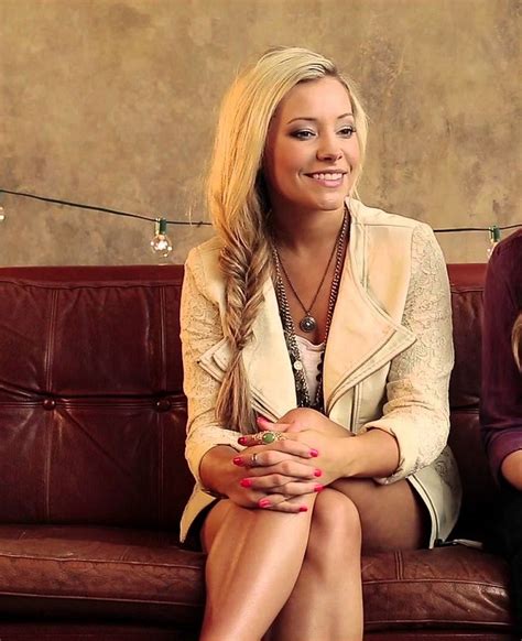 the top 10 sexiest women in country music whiskey riff