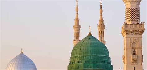 allahümme salli ala seyyidina muhammedin ve ala ali seyyidina muhammed