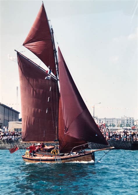 falmouth quay punt diana   brest classic boat festival classic boats boat sailing