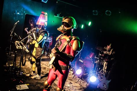twrp guarding  zone  lees palace toronto noisography