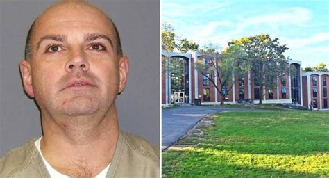 Lawrence Ray Accused Of Running Sex Cult Out Of His Daughter S Dorm