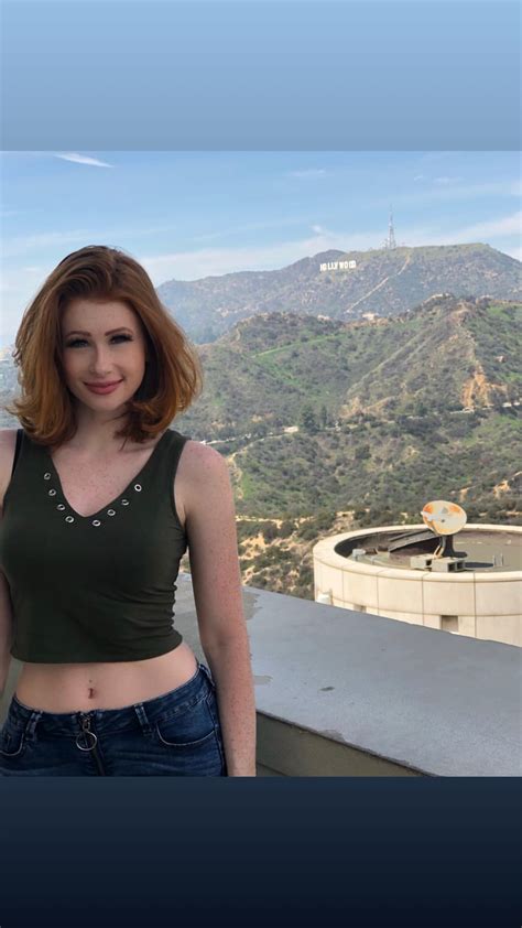 Abigale Mandler Sexy Pictures 19 Pics Sexy Youtubers