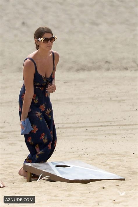 Ashley Greene Sexy Spotted At A Beach Party With Friends In Los Angeles