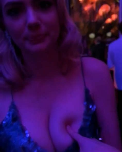 Kate Upton’s Boobs 10 Photos Video Thefappening