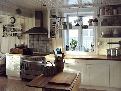 diary   mod housewife farmhouse kitchen