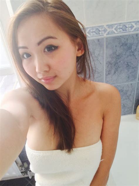 harriet sugar cookie naked shower selfies teens in asia