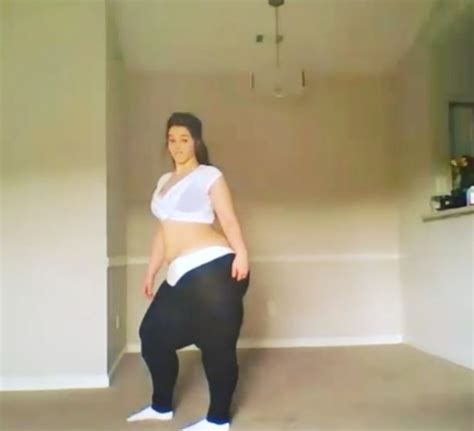 instagram girl posts video of her enormous 70 inch bum to