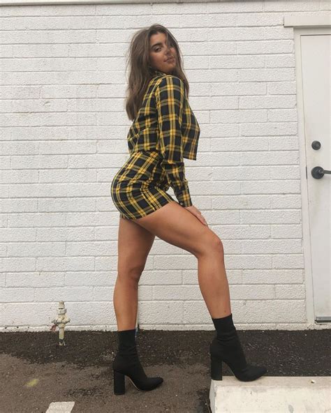 Kalani Hilliker Sexy 85 Photos And Videos The Fappening