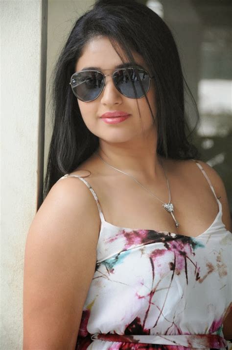 tamilcinestuff poonam bajwa actresses telugu event gama awardshot girls are one of the most