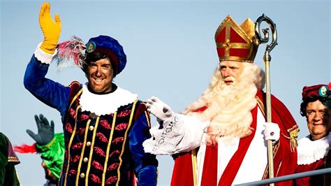 dutch library ban  black pete books spell   racist christmas tradition news