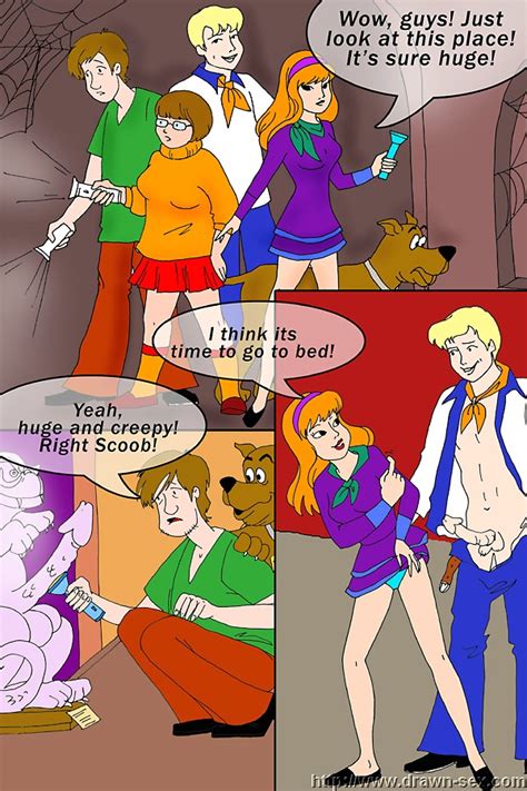 daphne blake and velma dinkley in hardcore sex action
