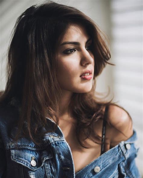 27 Stunning Photos Of Rhea Chakraborty That Will Make Your