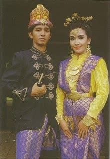likedomokunblog baju tradisional indonesia