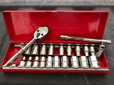 snap  socket set imperial metric  drive kidd family auctions