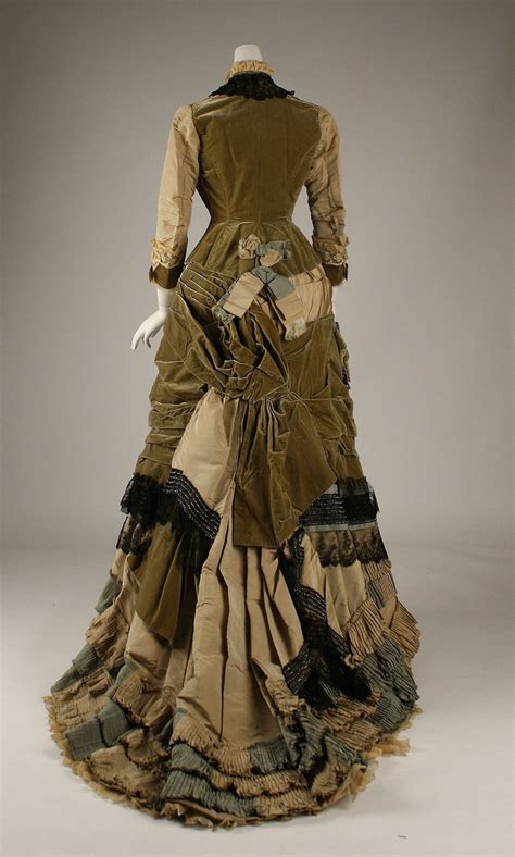 dress     metropolitan museum  art vintage gowns vintage glam mode