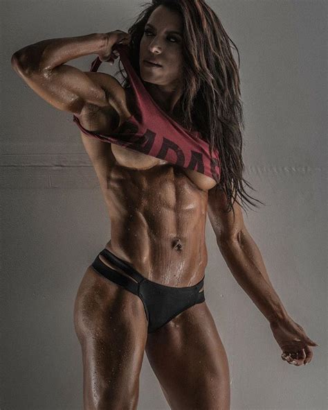 bodybuilding women nude oiled pics and galleries